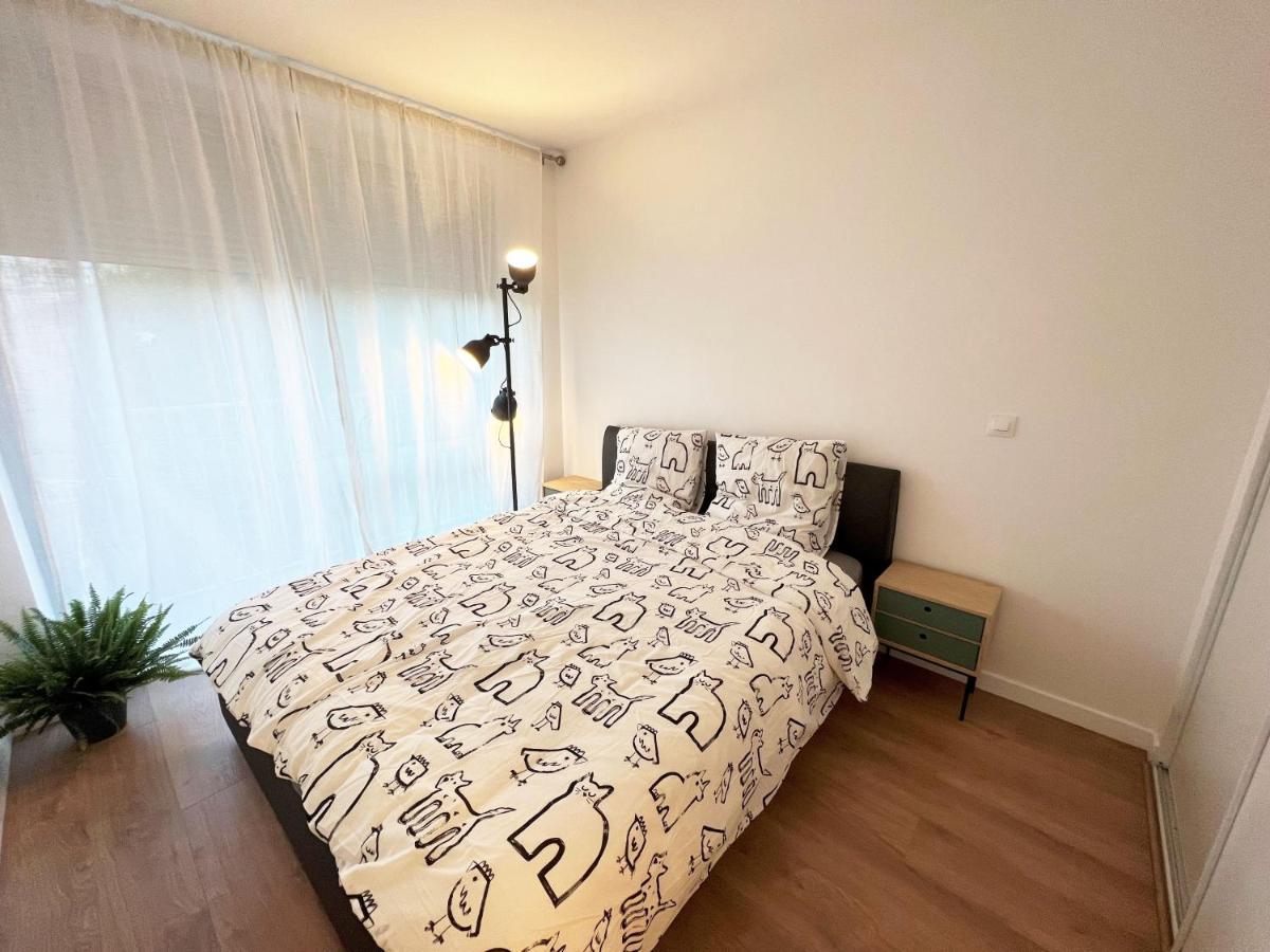 Cosy 1 Bedroom Appt Proche De Tout Metro A Pied Boulogne-Billancourt Exterior photo